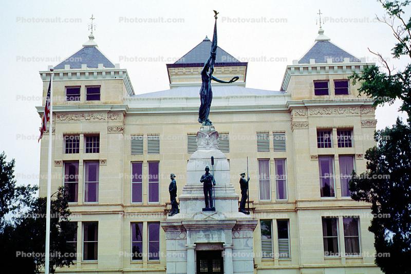 United States Court House, government building, statue