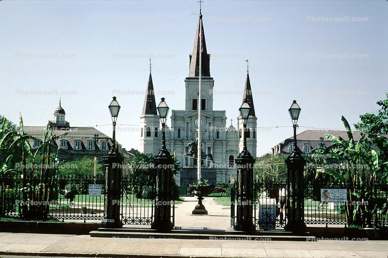 Jackson Square, Saint Louis Cathedral, Cathedral-Basilica of Saint Louis King of France, French Quarter, 1967, 1960s