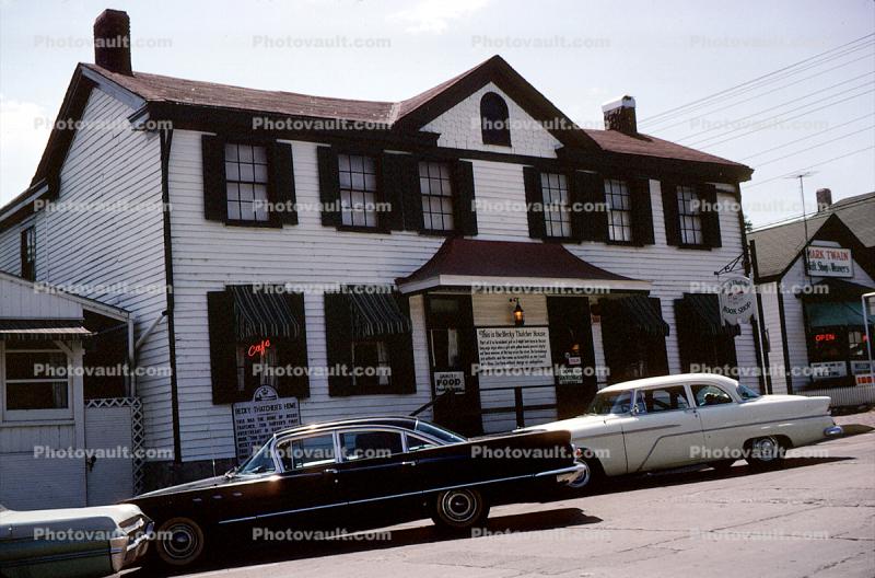 Becy Thatcher's Home, Tom Sawyer, Cars, automobile, vehicles, Hannibal, 1950s, Sod