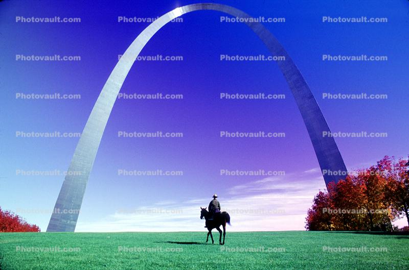 The Gateway Arch, tree, autumn, Equanimity