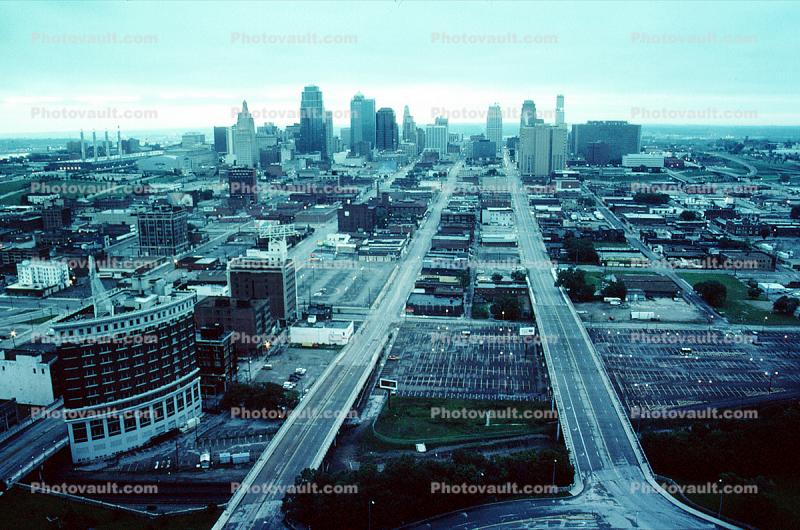 Cityscape, Skyline, Buildings, Skyscraper, Downtown, Streets, Roads, Morning, Outdoors, Outside, Exterior