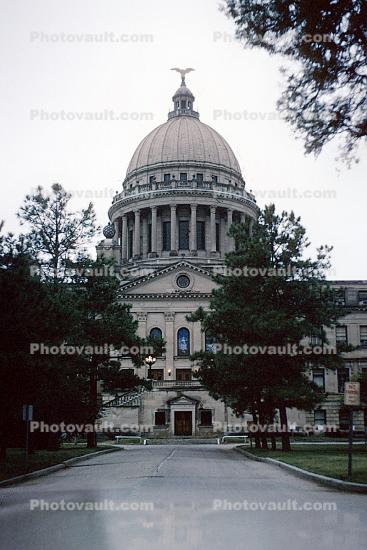 Mississippi State Capitol, landmark building, dome, Jackson