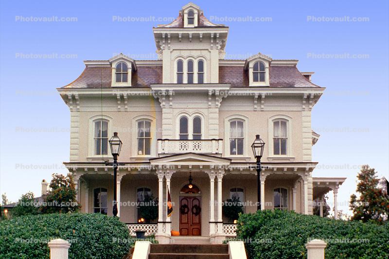 Spooky Mansion, home, house, single family dwelling unit, building, domestic, domicile, residency, housing, Natchez