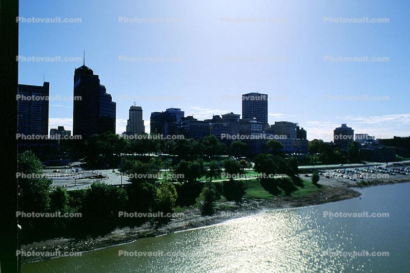 Memphis Skyline, Cityscape, Buildings, Water, riverfront, downtown, 22 October 1993