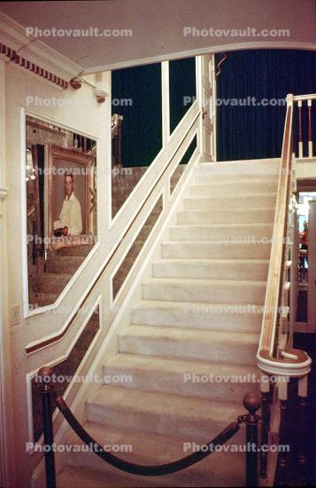 Graceland, Home of Elvis Presley, Staircase, stairs, landmark