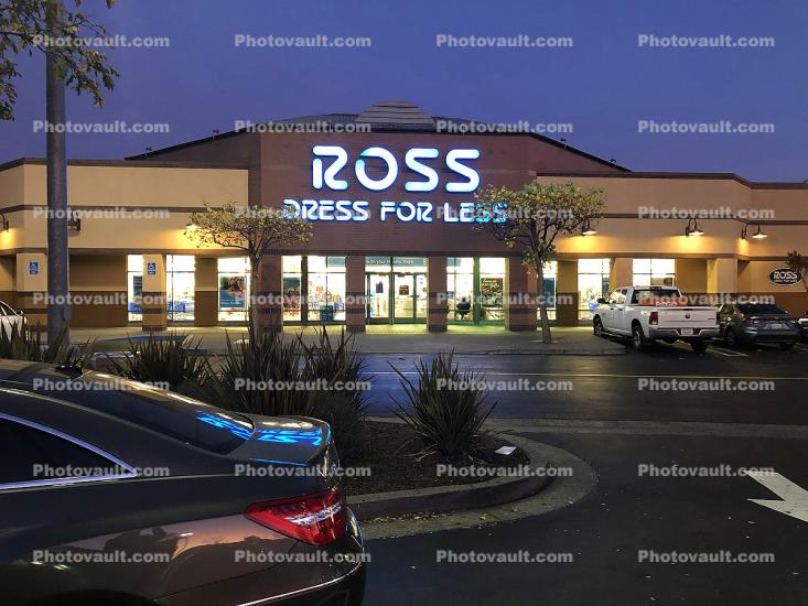Ross Department Store, Night, Nighttime, Rain, Novato