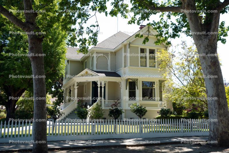 Grand Home, House, Mansion, picket fence, California State Route 25