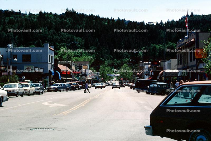 Calistoga, Napa Valley, buildings, cars, shops, stores, downtown Calistoga, 12 April 1987