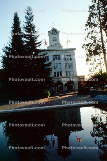 Empire building, clock tower, Downtown, Old Courthouse Square, Santa Rosa, pond