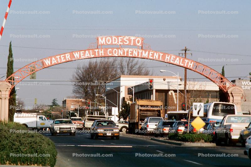 Modesto Arch, cars, automobiles, vehicles, December 1988, 1980s