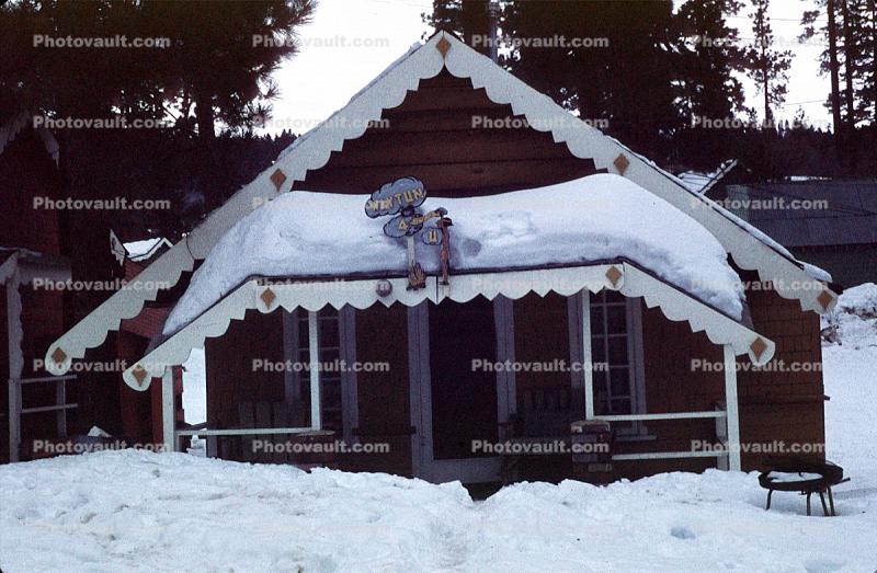 Waytun-4-U, Cabin in the Snow, Cold, Ice, Frozen, Icy, Winter
