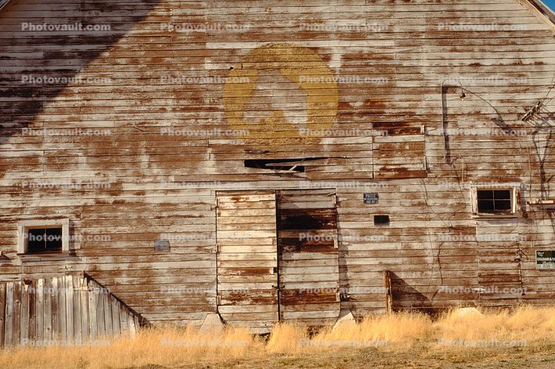 barn, outdoors, outside, exterior, rural, building