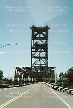 vertical lift bridge, Sacramento River, landmark