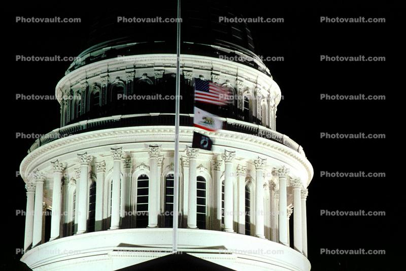 State Capitol Building, night, nighttime