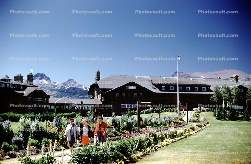 Glacier National Park, Lodge