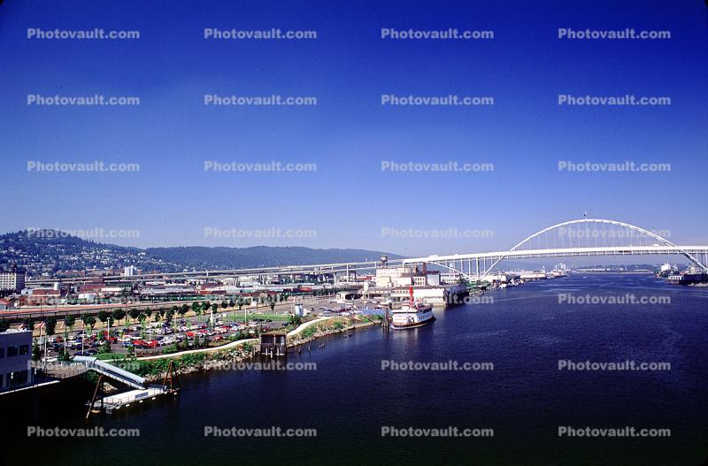 Willamette River, waterfront, riverfront, water