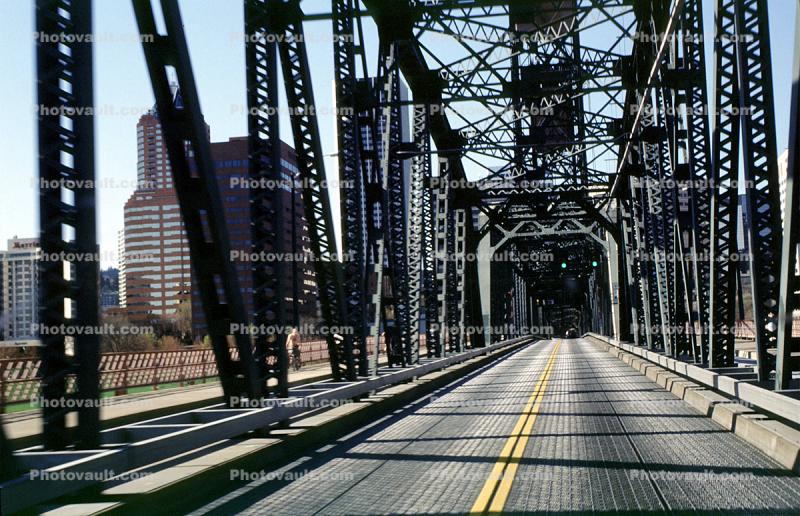 Hawthorne Bridge, Vertical lift bridge, Willamette River, Hawthorne Blvd, Portland