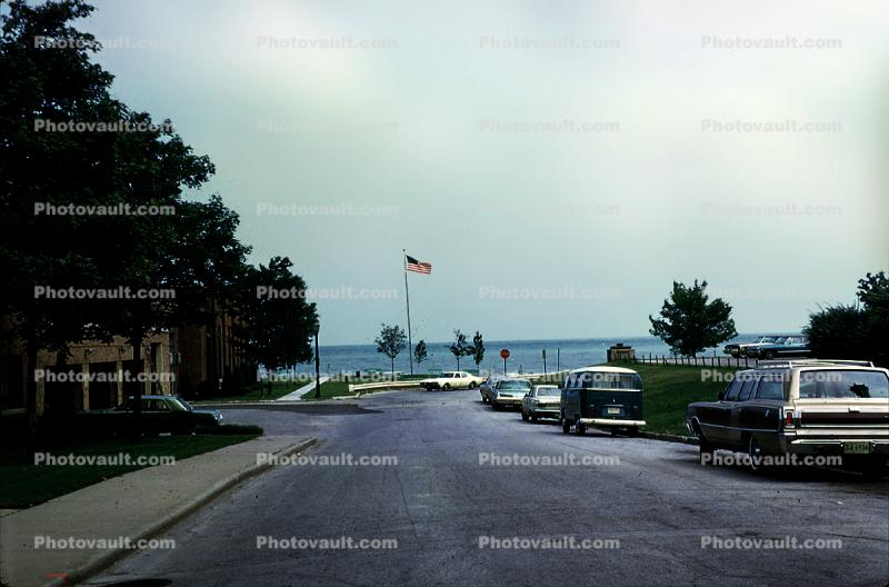 cars, automobiles, vehicles, Evanston, July 1973, 1970s
