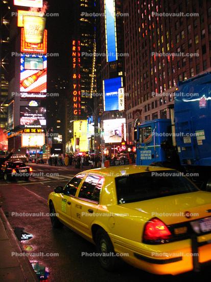 Taxi Cab, Night, Exterior, Outdoors, Outside, Nighttime