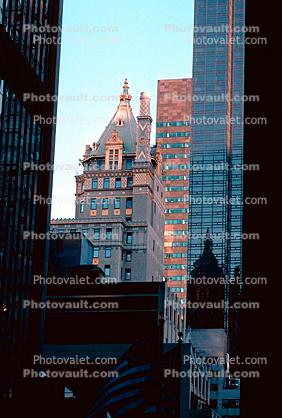 building, Manhattan, 27 November 1989