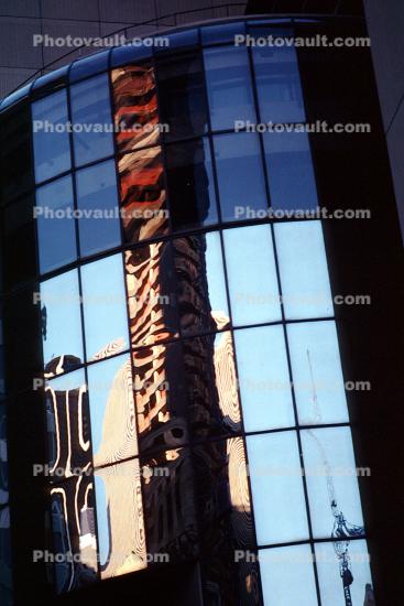 glass, reflection, Manhattan, 27 November 1989