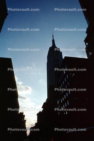 Buildings, skyscrapers, Canyons of Manhattan, 30 November 1989