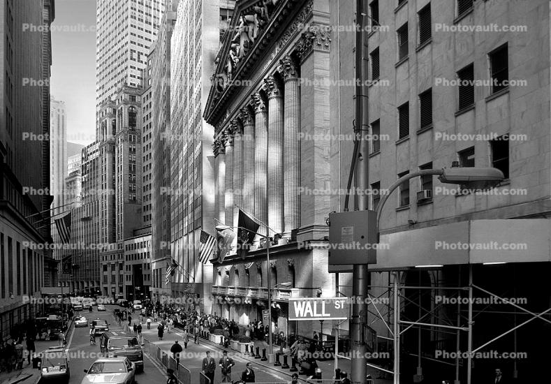 NYSE, New York Stock Exchange, Wall Street sign, cars, 28 October 1997