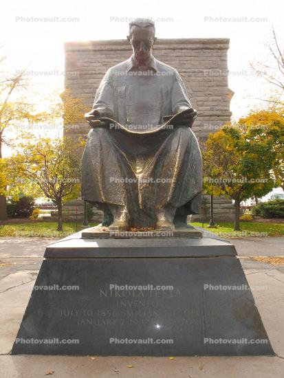 Nikola Tesla, Inventor, statue, pedestal, City of Niagara Falls