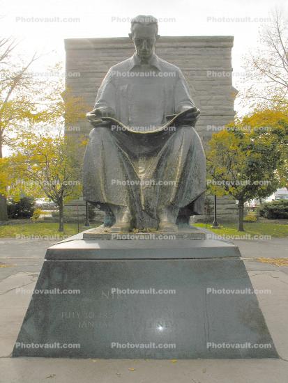 Nikola Tesla, Inventor, statue, pedestal, City of Niagara Falls