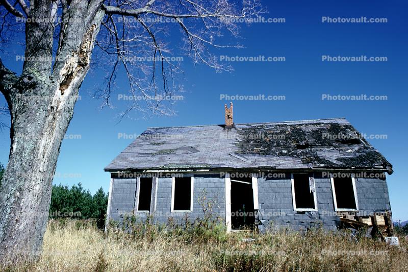 Old Crumbling House, town of Washington, Duchess County