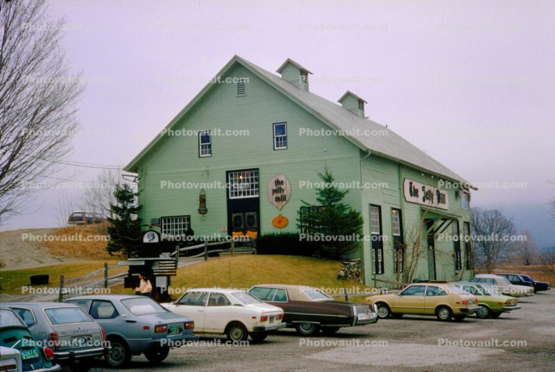 The Jelly Mill, Parked Cars, automobile, vehicle, Manchester, Vermont, 1 April 1979, 1970s