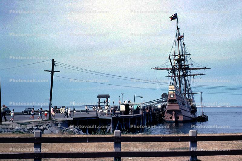 Mayflower, dock