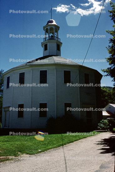 Inside Round Church, sixteen-sided meeting house, building, Richmond New Hampshire