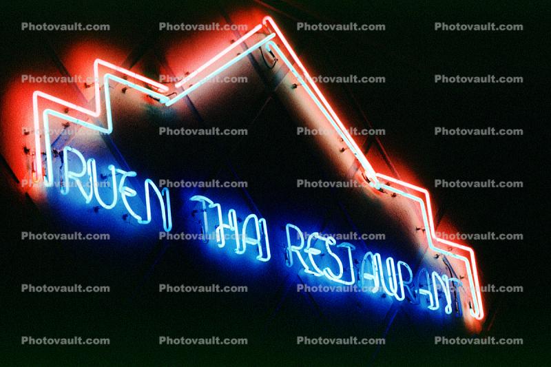 Ruen Thai Restaurant, Neon Lights, night, nighttime