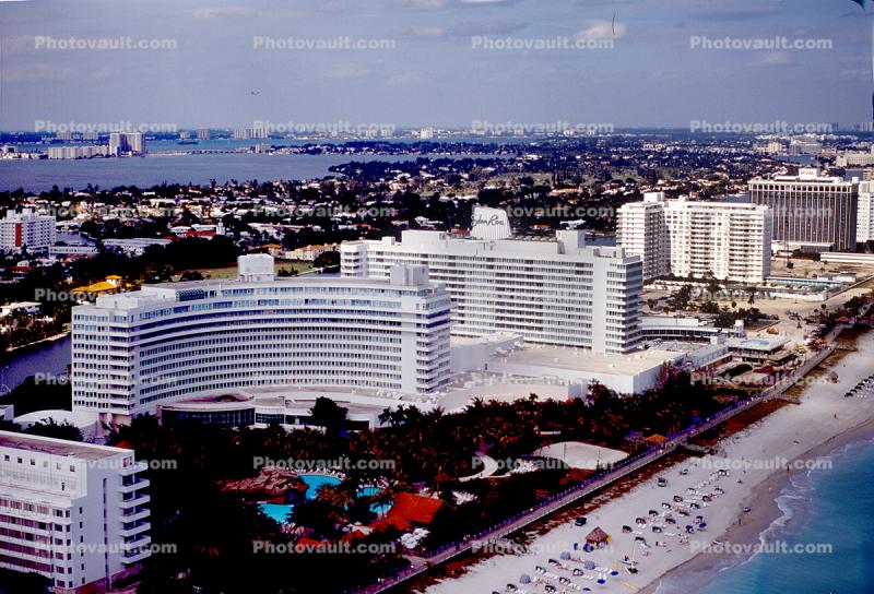 Semi Circle Hotel, buildings, swimming pools, beach, 21 January 1995
