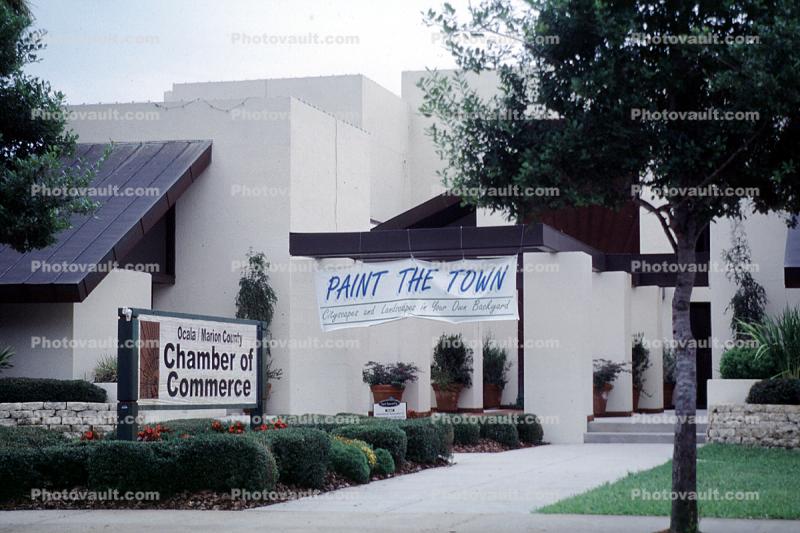 Chamber of Commerce, Building