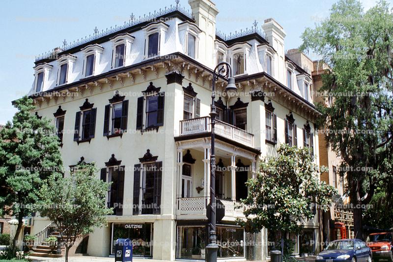 unique Building, Historic Savannah