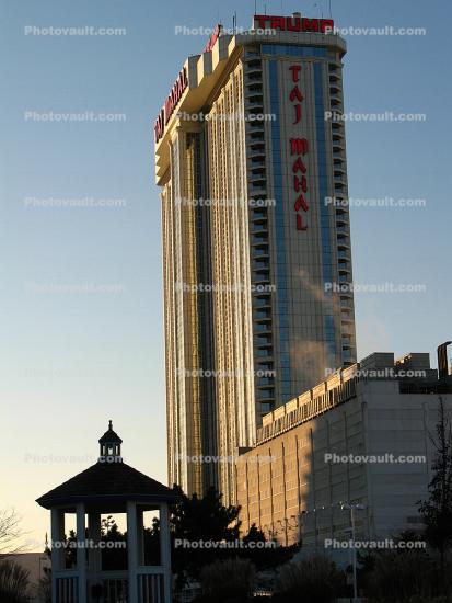 Taj Mahal Casino, Building, Hotel