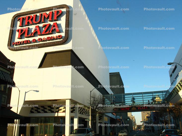 Trump Plaza Hotel & Casino, Building