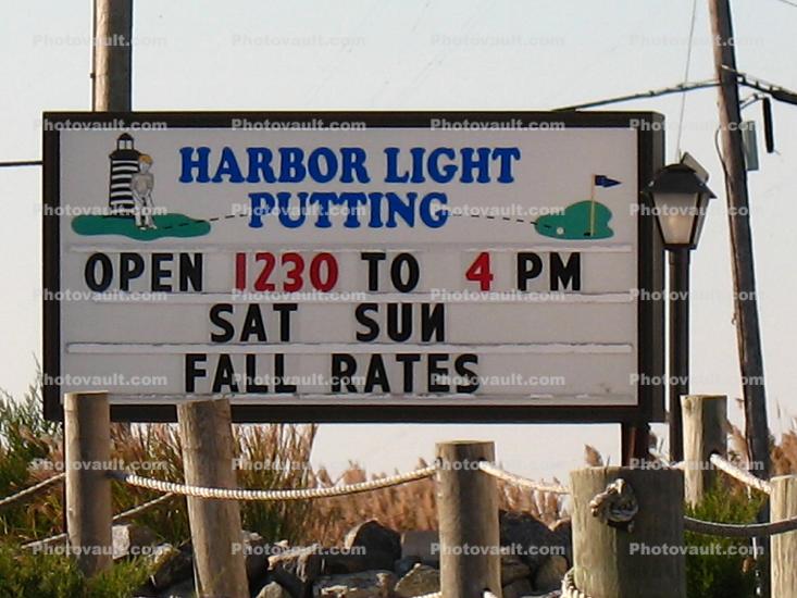 Harbor Light Putting Signage