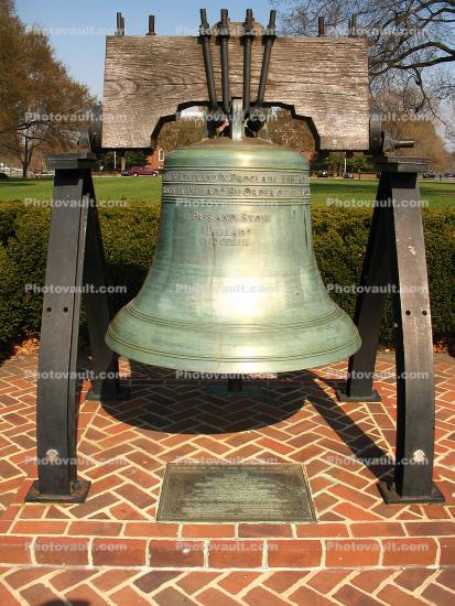 Liberty Bell replica, Dover