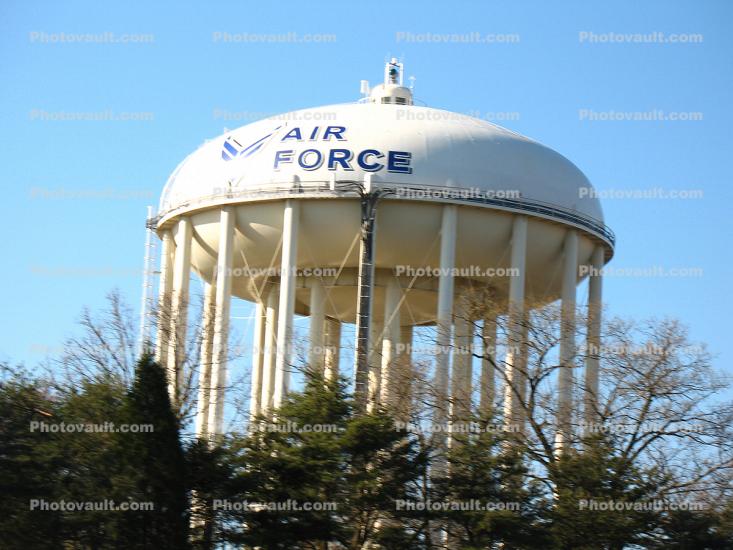 water tower, UFO, spaceship ready to carry water