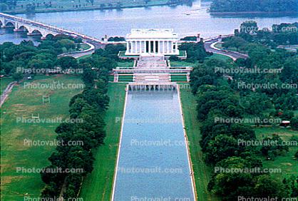 The Reflecting Pool at ther LSeptember 19 1986incoln Memorial, Potomac River