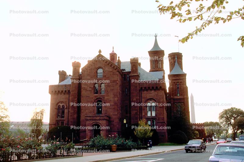 Smithsonian Castle, October 17 1986