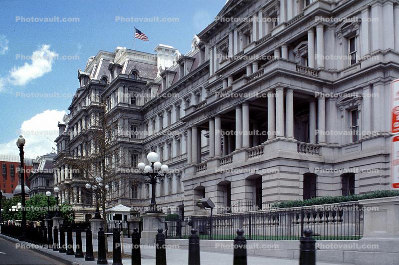 Eisenhower Executive Office Building, Government Building