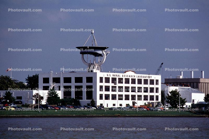 Radio Dish, Potomac River, U.S. Naval Research Laboratory, buildings
