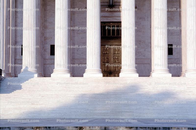 United States Supreme Court Building, Columns, stairs, steps