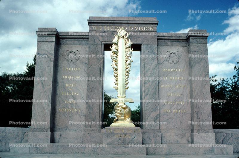 Second Division Memorial, monument, flaming sword, landmark, President's Park