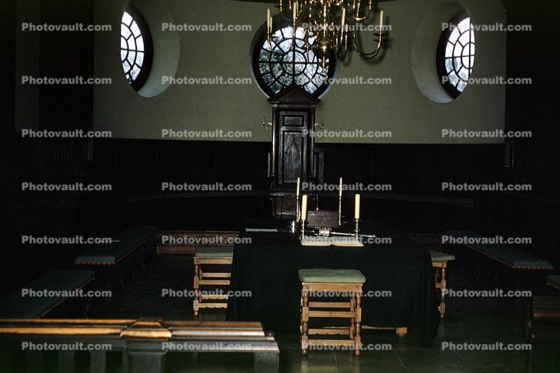 Capitol Building, inside, interior, indoors, table, chairs, dark room
