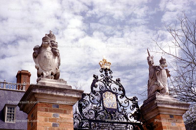 Governor's Palace Entrance, Statue, Shield, Building